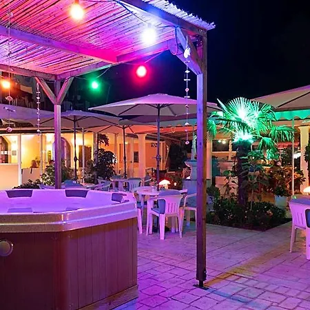 Hotel Billy's 3*